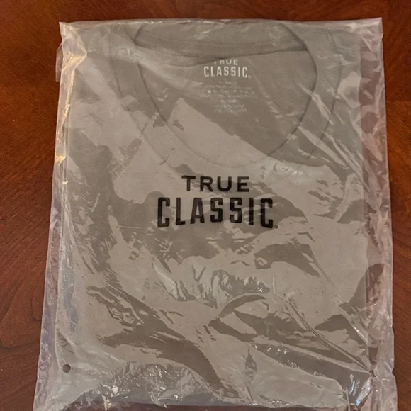 True Classic Men's Military Green T-Shirt - Picture 2 of 4